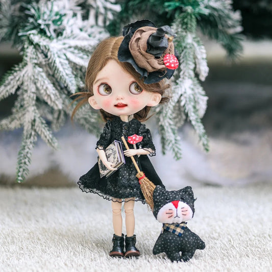 Blythe doll dress mini skirt, Size: ob22/24, crafted with exquisite Chinese textile techniques from @xiaobudianshouzuo. Features a cute, fresh, and uniquely designed little witch style