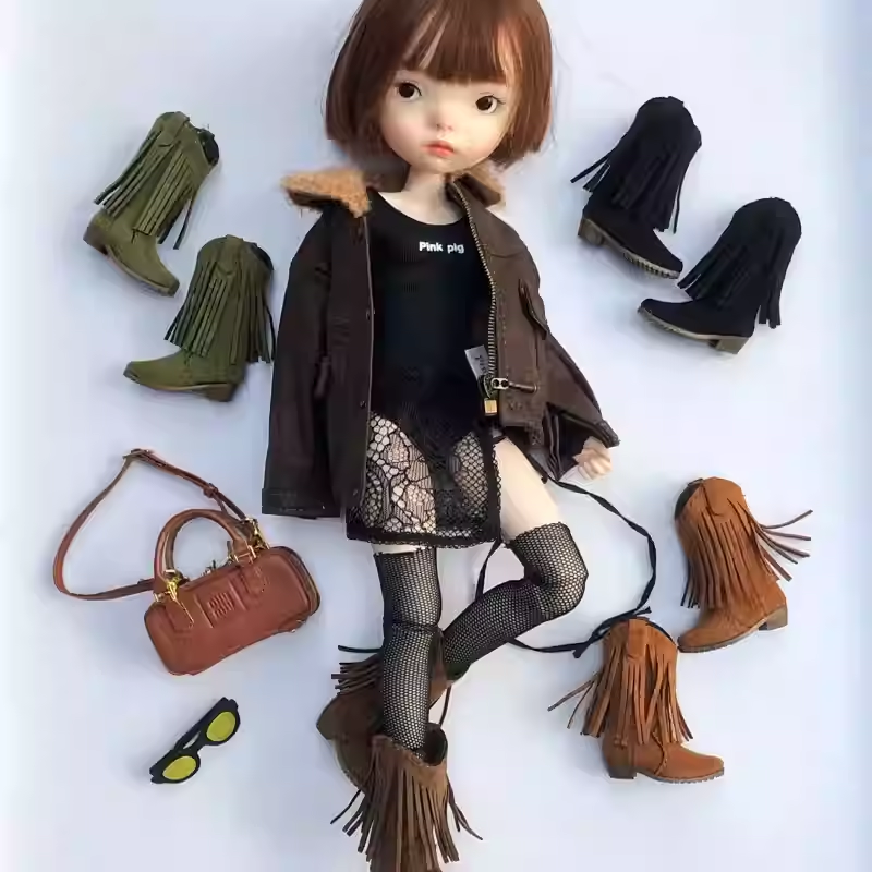 Blythe doll shoes, sizes: Little Blythe (小布), Azone, Licca, OB24/22, Momoko, vinyl dolls.   Vintage tassel boots — trendy Marrakech style with retro charm.