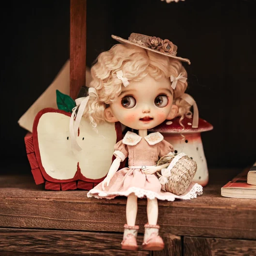 Blythe doll clothing, sizes: ob22/24, Azone, Landoudou.Elegant embroidered dress set — pink embroidered dress with straw hat.