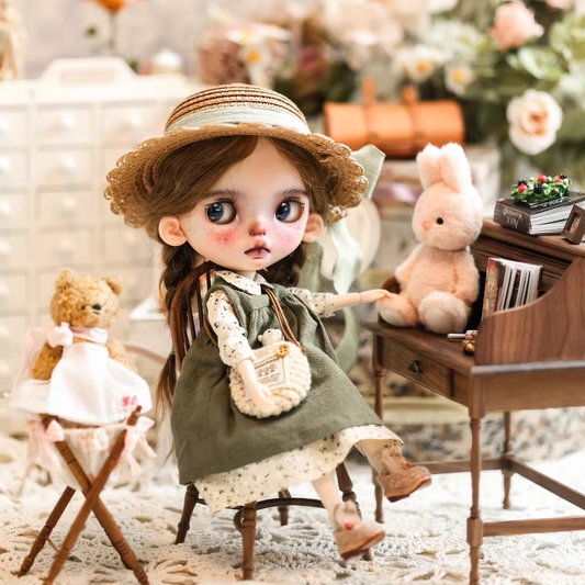 Blythe doll clothing, sizes: ob22/24, Azone, Landoudou.Country floral set — floral dress, dark green apron, and crochet bag.